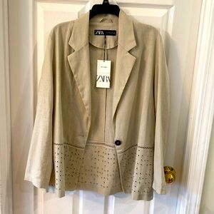 Zara woman jacket NEW with Tag